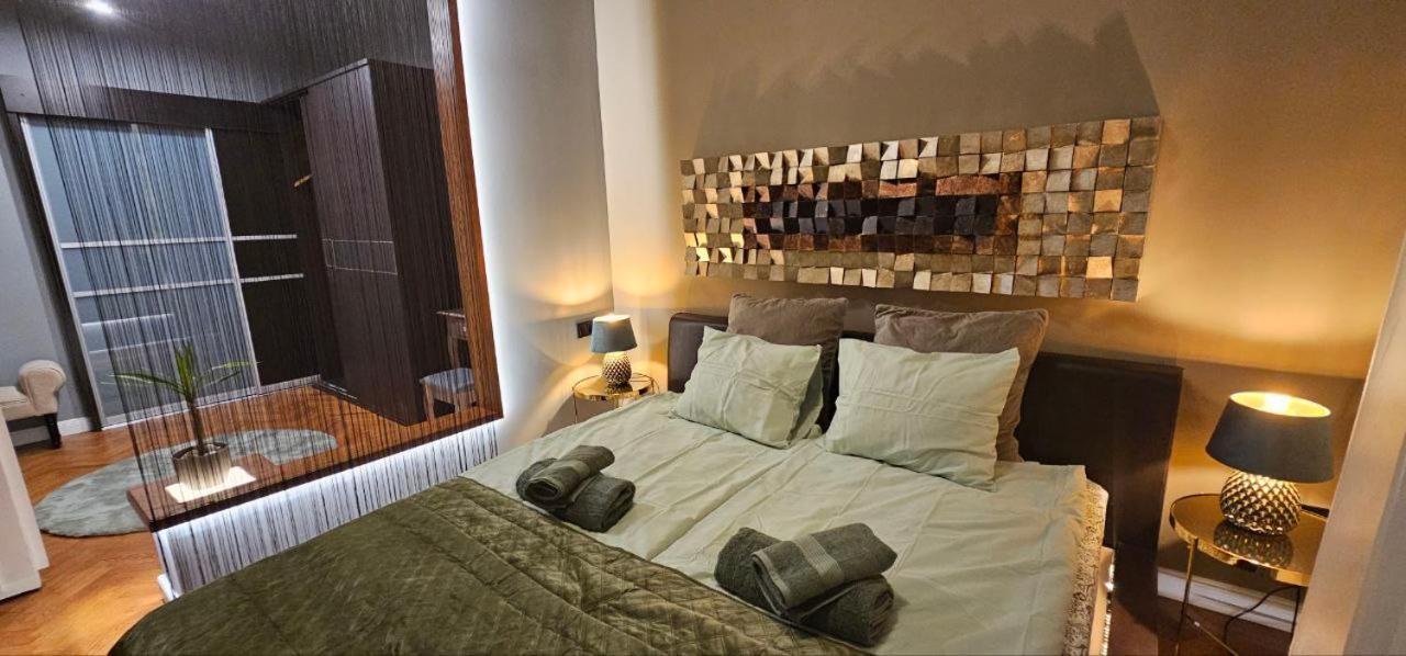 Appartamento Andrassy Avenue 24 De Lux *